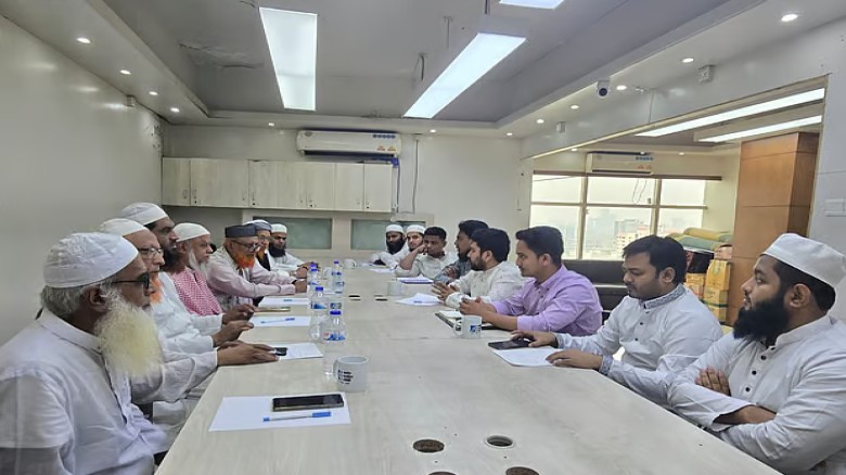 এনসিপির সঙ্গে হেফাজতের বৈঠক, আওয়ামী লীগের বিরুদ্ধে...