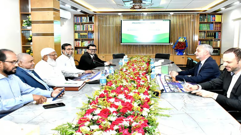 জামায়াত আমিরের সঙ্গে ইইউ রাষ্ট্রদূতের বৈঠক...