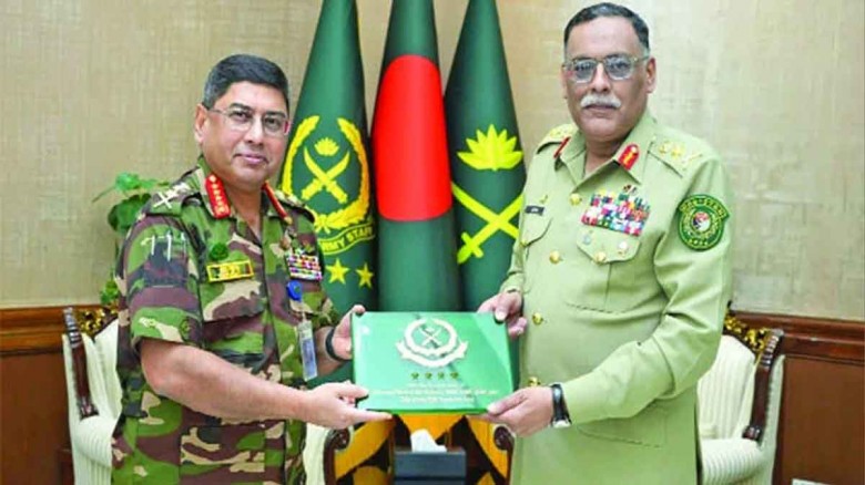 সেনাপ্রধানের সঙ্গে পাকিস্তান যৌথবাহিনী চ সেনাপ্রধানের সঙ্গে পাকিস্তান যৌথবাহিনী চ